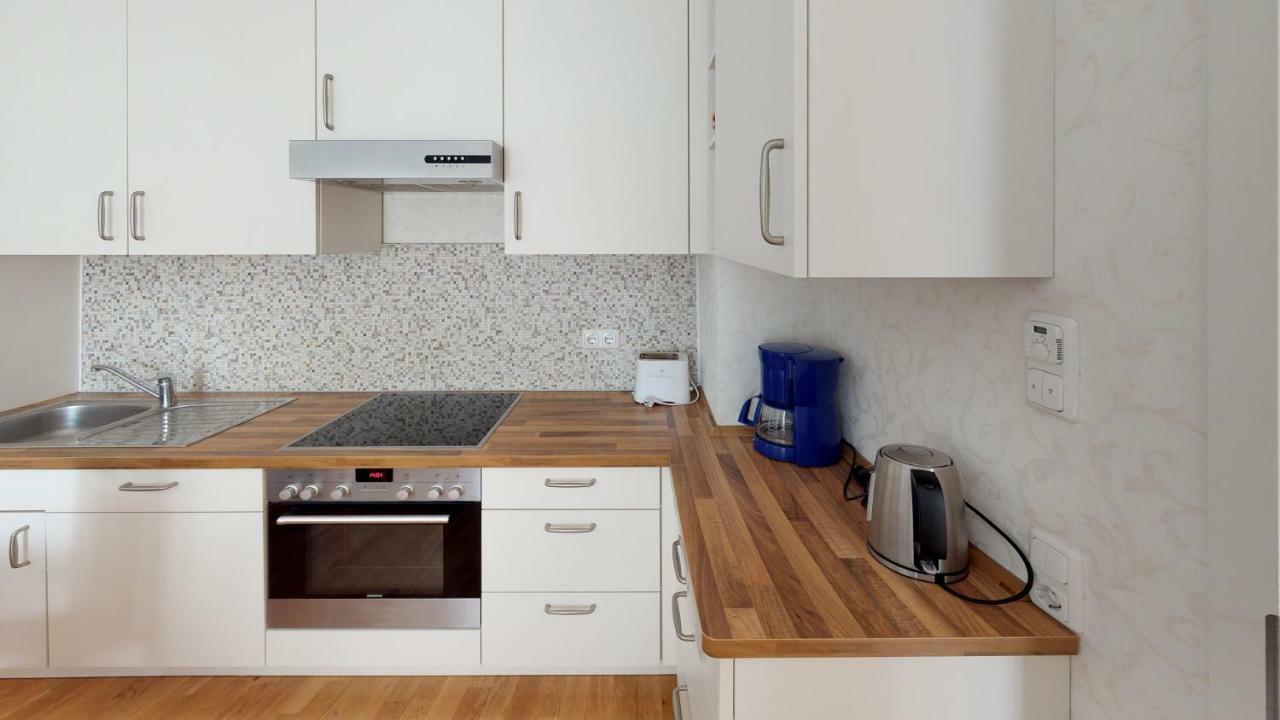 Aurora Apartments باد هومبرغ فور دير هوه الغرفة الصورة